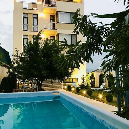 טביליסי Hotel King Tom מראה חיצוני תמונה