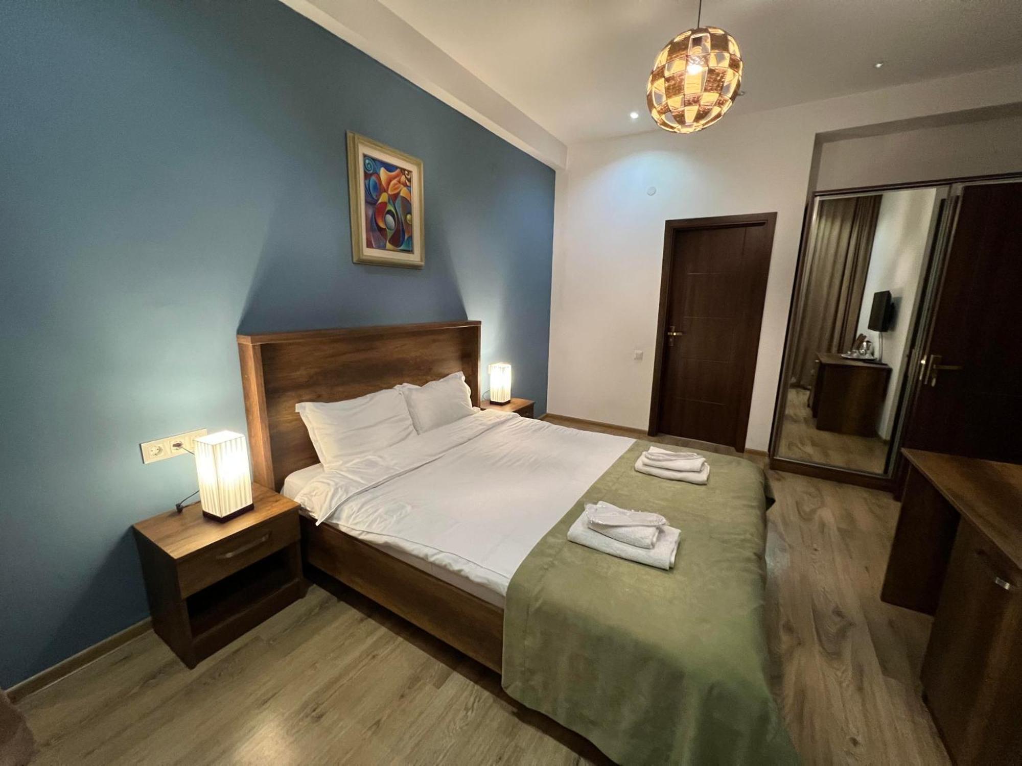 טביליסי Hotel King Tom מראה חיצוני תמונה