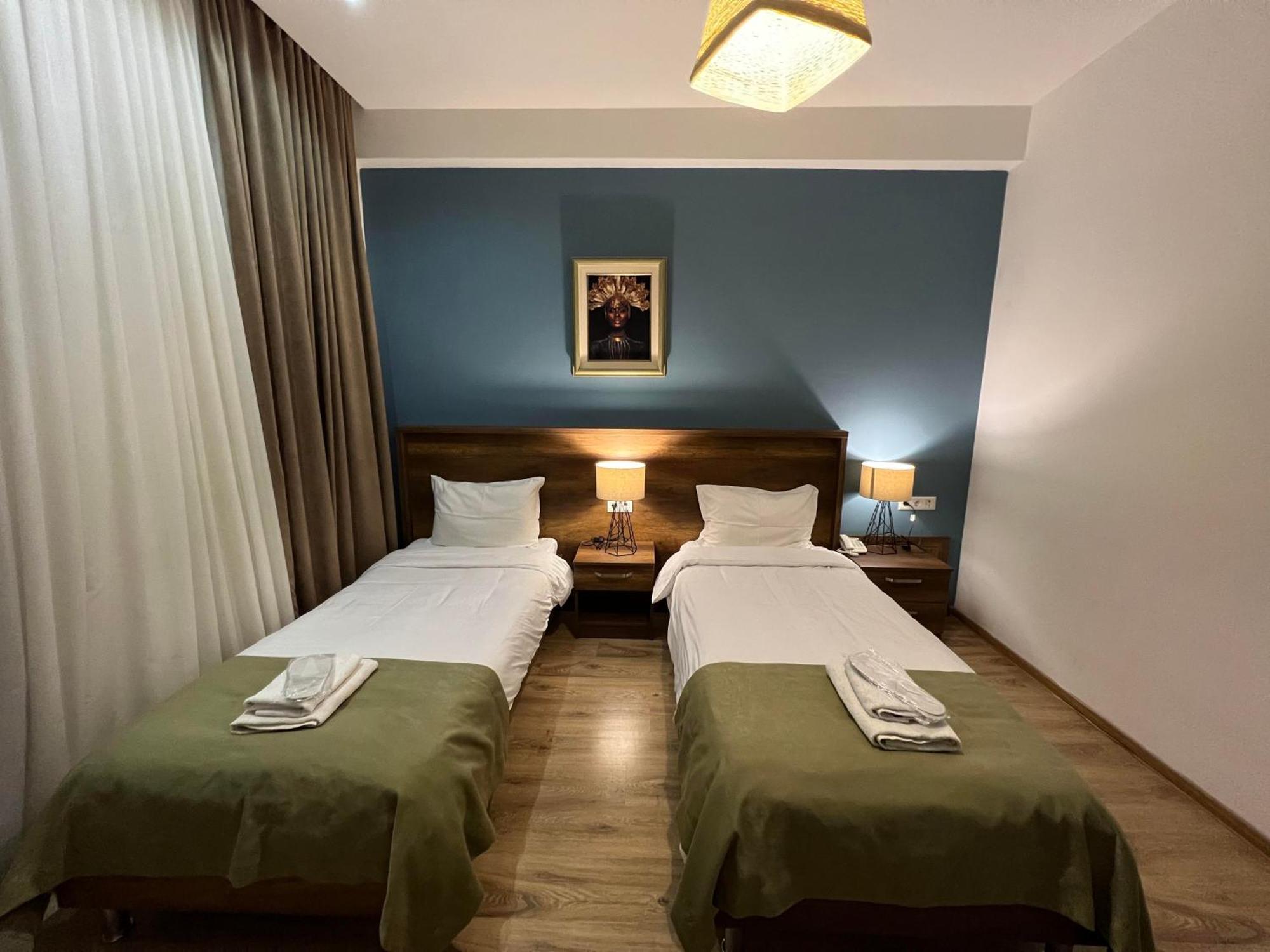 טביליסי Hotel King Tom מראה חיצוני תמונה