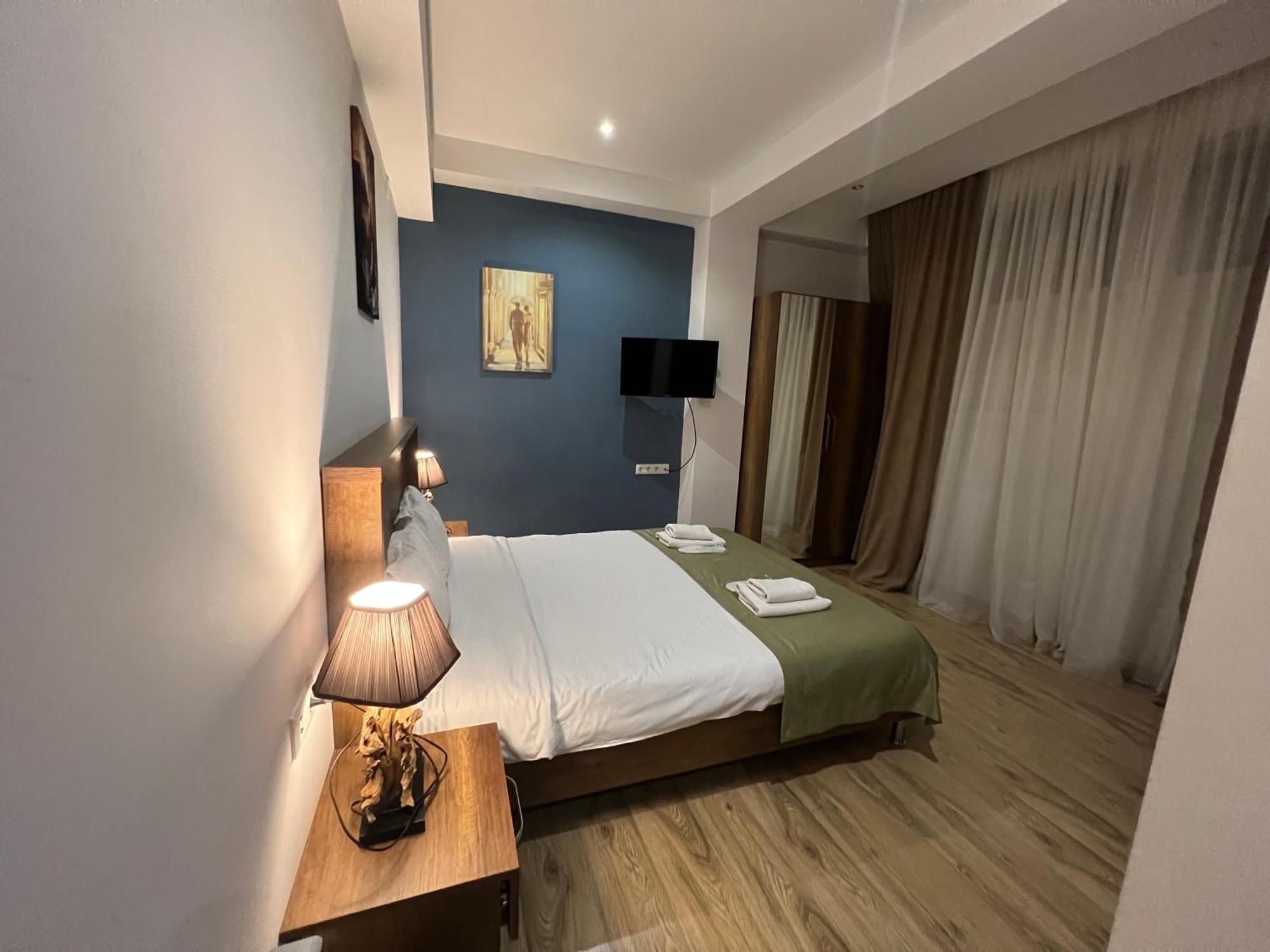טביליסי Hotel King Tom מראה חיצוני תמונה