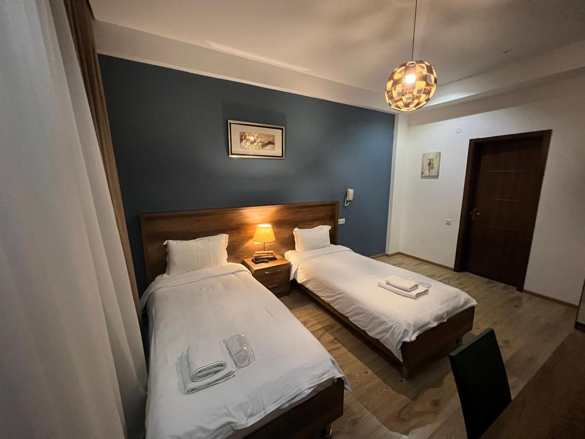 טביליסי Hotel King Tom מראה חיצוני תמונה