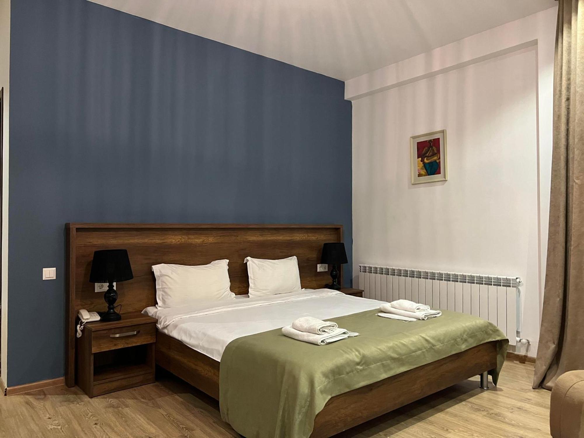 טביליסי Hotel King Tom מראה חיצוני תמונה
