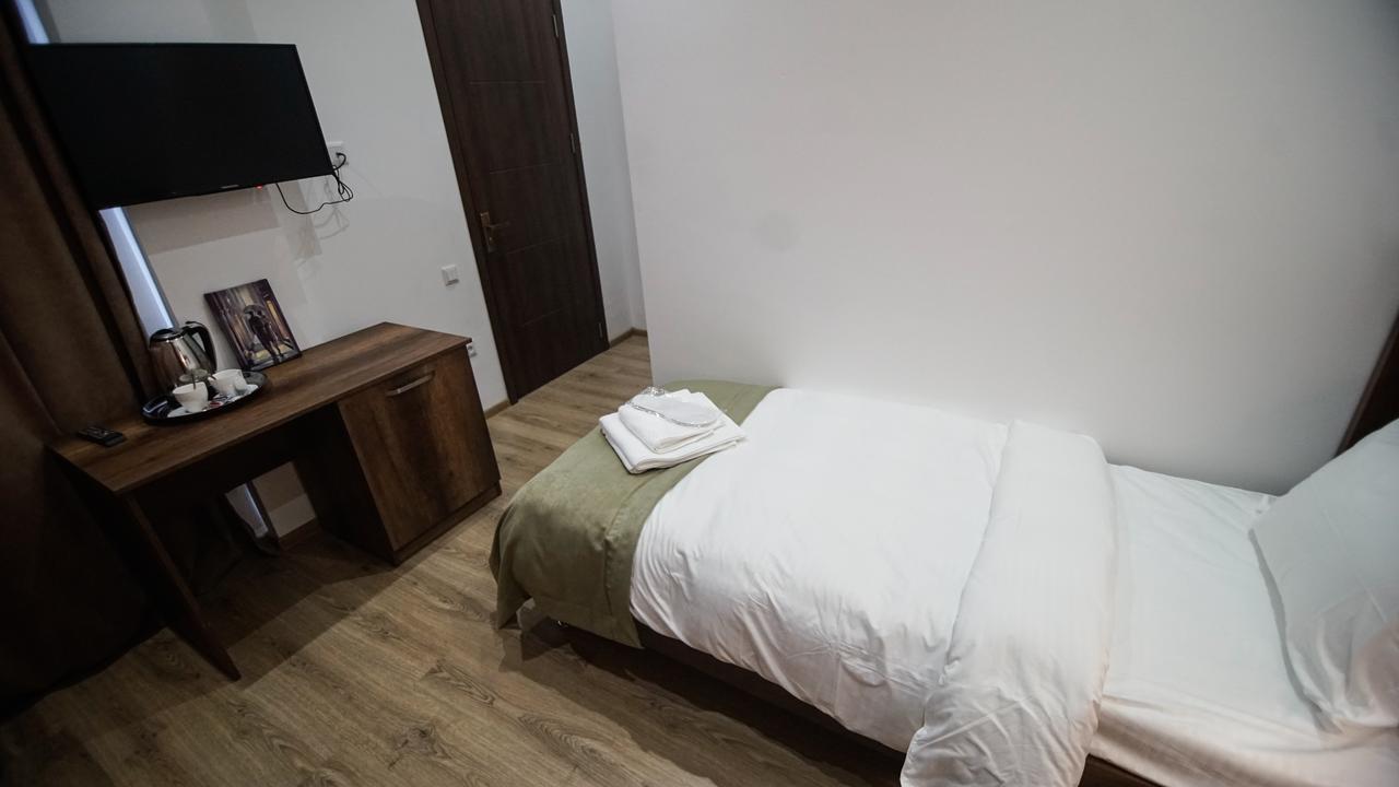 טביליסי Hotel King Tom מראה חיצוני תמונה